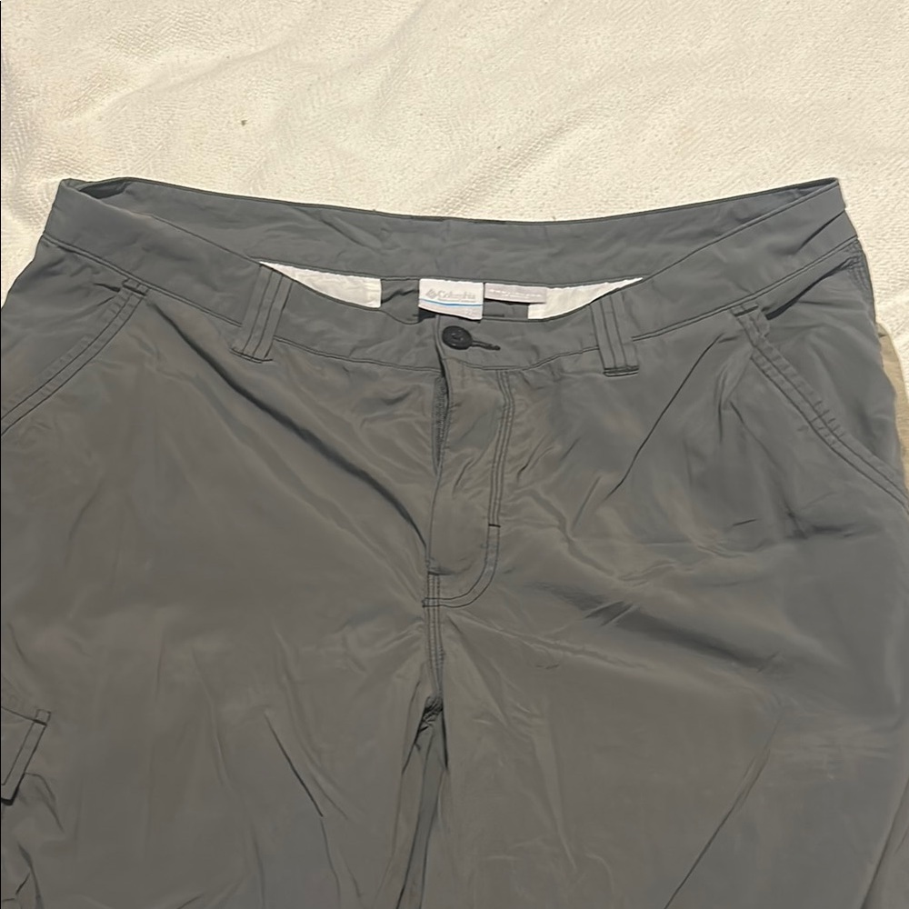 Columbia Gray and Tan Lightweight Pants with Omni Shade - Picture 3 of 4